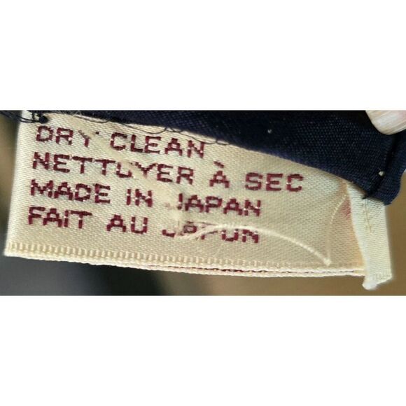 Anne Klein Vintage Silk Geometric Pattern Scarf Made In Japan old money Elegant - Picture 6 of 6